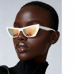 Chic White Cat-Eye Sunglasses